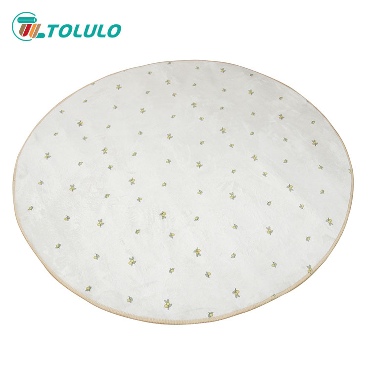 Hvorfor er pedagogiske tepper for barn med alfabetdesign populære